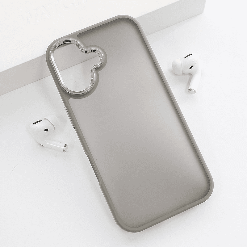 Чехол Candy Shield для iPhone 16 фиолетовый - Maske za telefone