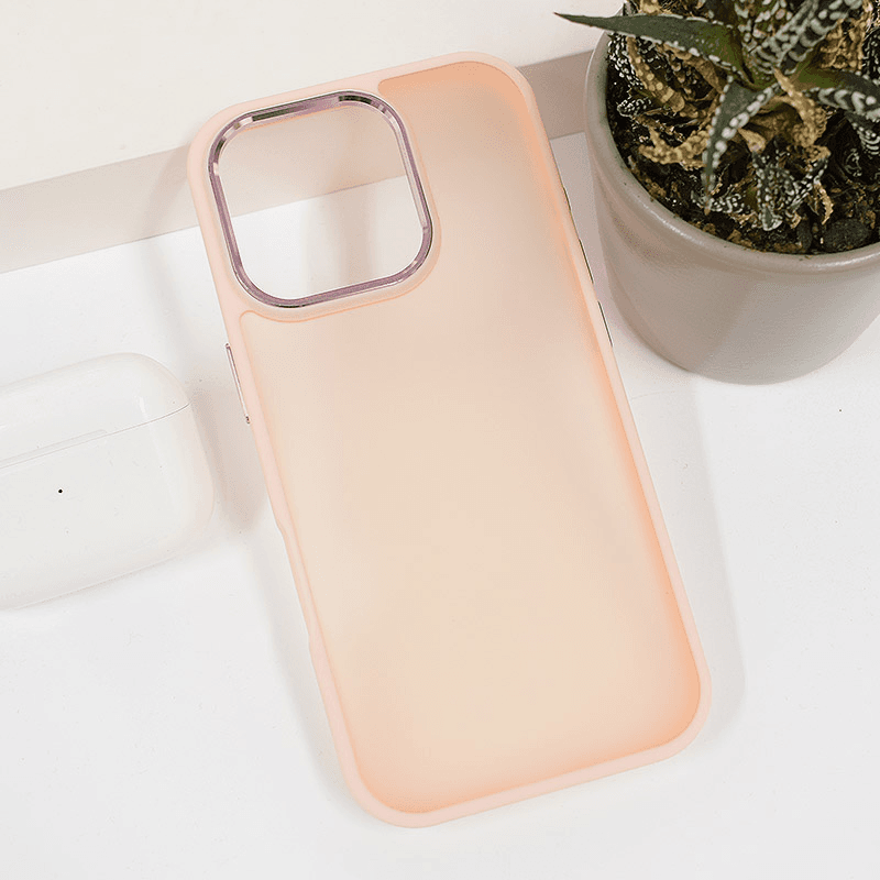 Чехол Candy Shield для iPhone 16 Pro Max чёрный - Maske za telefone