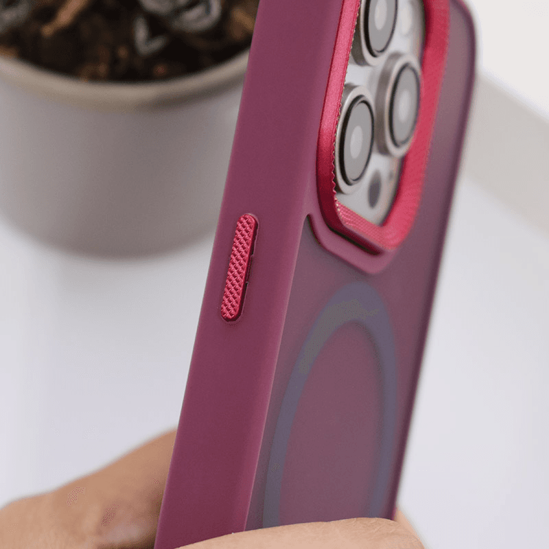 Чехол Mag Case Candy Shield для iPhone 16 Pro бордовый - Maske za telefone