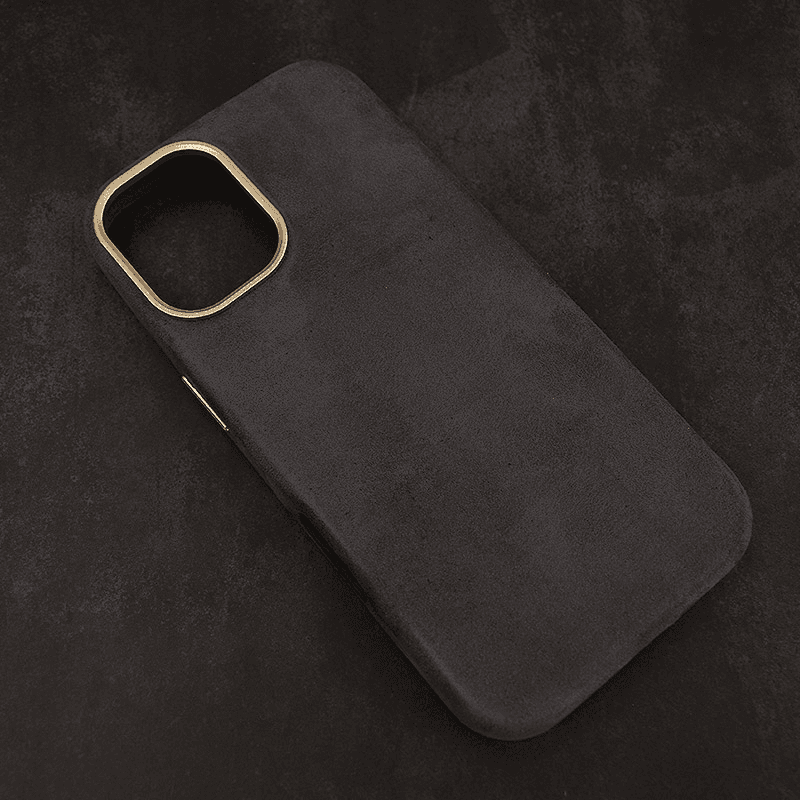 Чехол Mag Case Alkantara для iPhone 17 чёрный - Maske za telefone